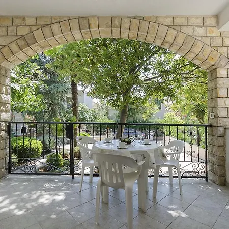 Apartment Karolina Vodice