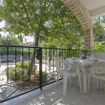 Karolina Apartment Vodice
