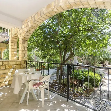 Apartment Karolina Vodice